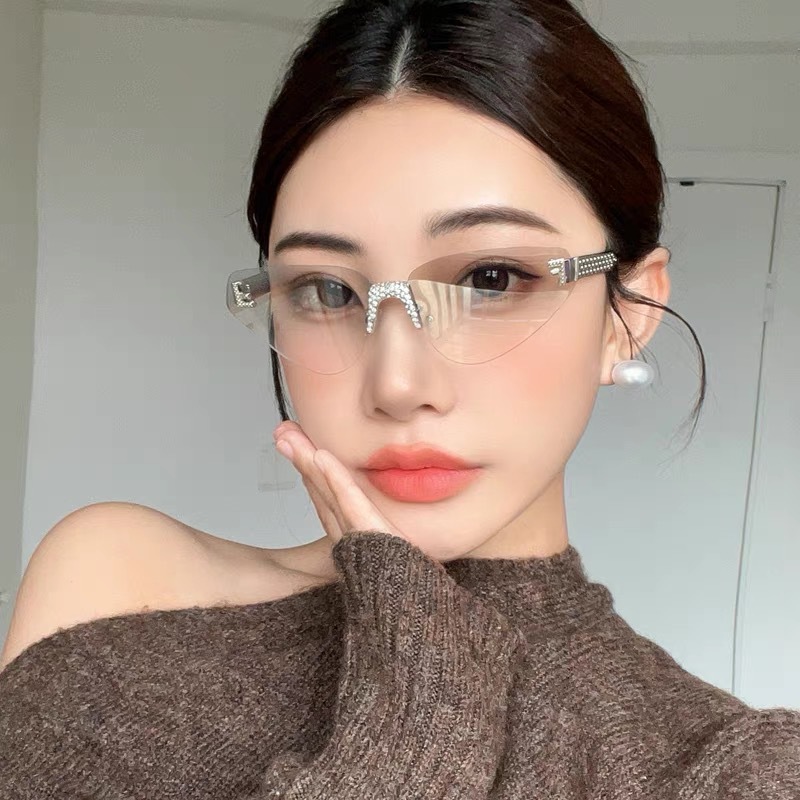 Sunglasses Cat Eye - 여성용 섹시 캣아이 무테 라인스톤 선글라스