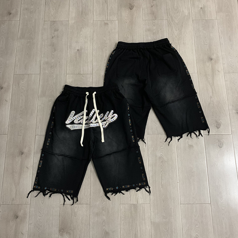 밸리 남성용 블랙 니 캐주얼 반바지, 라인스톤 자수,  - Shorts Denim Frayed 리뷰 및 가격