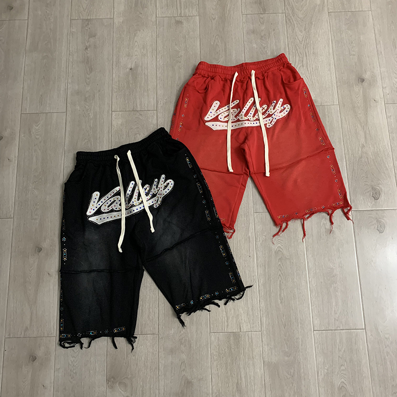 밸리 남성용 블랙 니 캐주얼 반바지, 라인스톤 자수,  - Shorts Denim Frayed 리뷰 및 가격