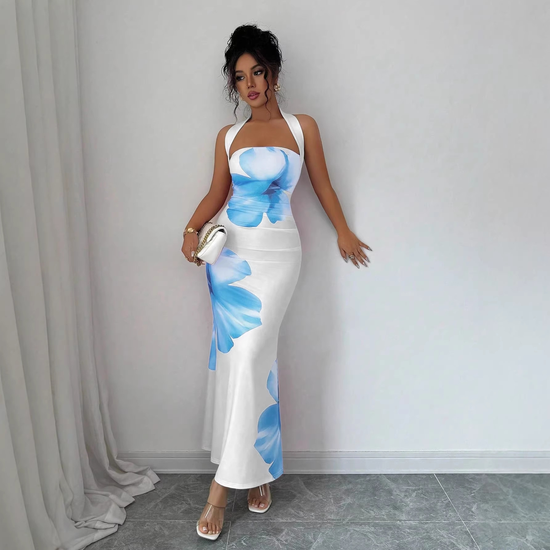 홀터넥 백리스 플로럴 맥시 드레스 여성 바디콘 슬림핏  - Maxi Dress Halter 리뷰 및 가격